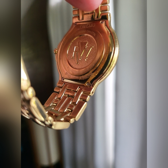 Raymond Weil Fidelio Watch with Sapphire Crystal's 18K Electroplated 20M - Picture 5 of 10